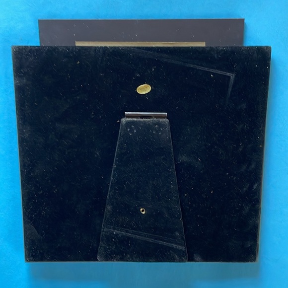 Bevelled Mirror Photo Picture Frame for 5 x 7 Picture by Framestyles USA - Picture 6 of 7